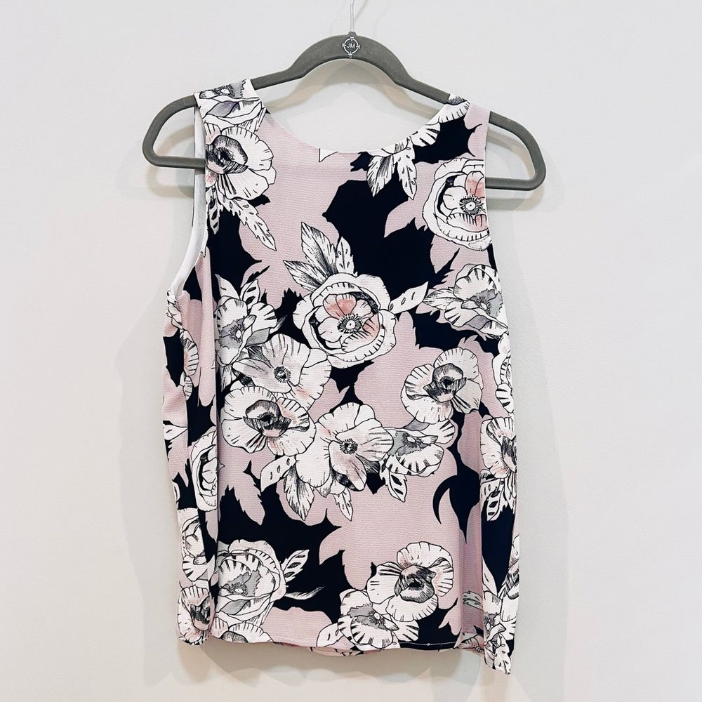 C&E Floral blush pink & black Sleeveless Blouse Size M